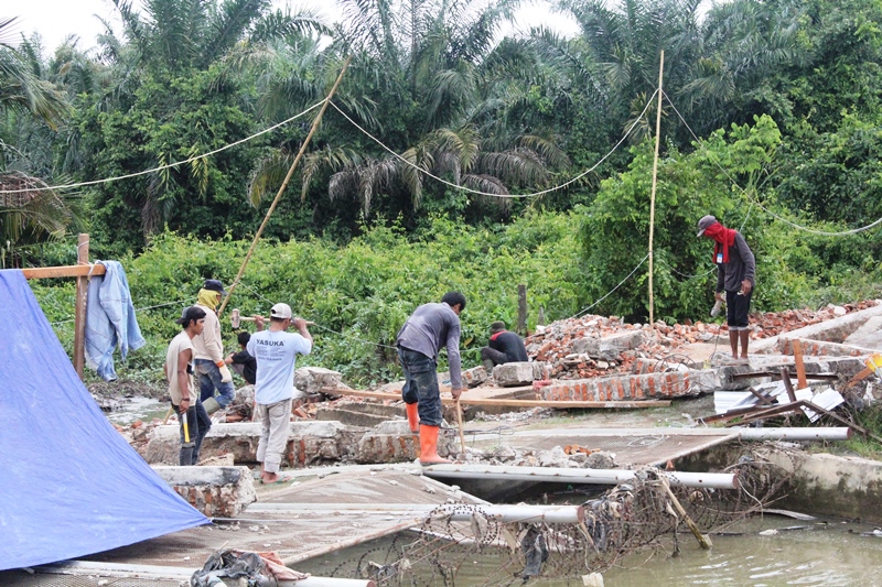 pembangunan tembok lapas jambi pasca banjir 2