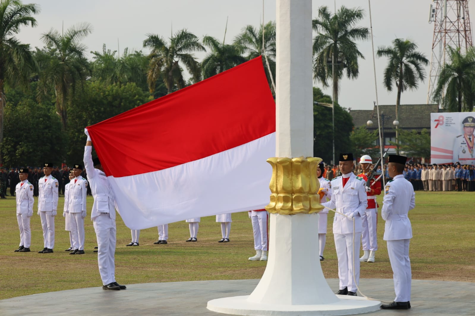 Bersama_Forkopimda_Provinsi_Jambi_Tholib_Hadiri_Upacara_HUT_ke-78_RI_3.jpg