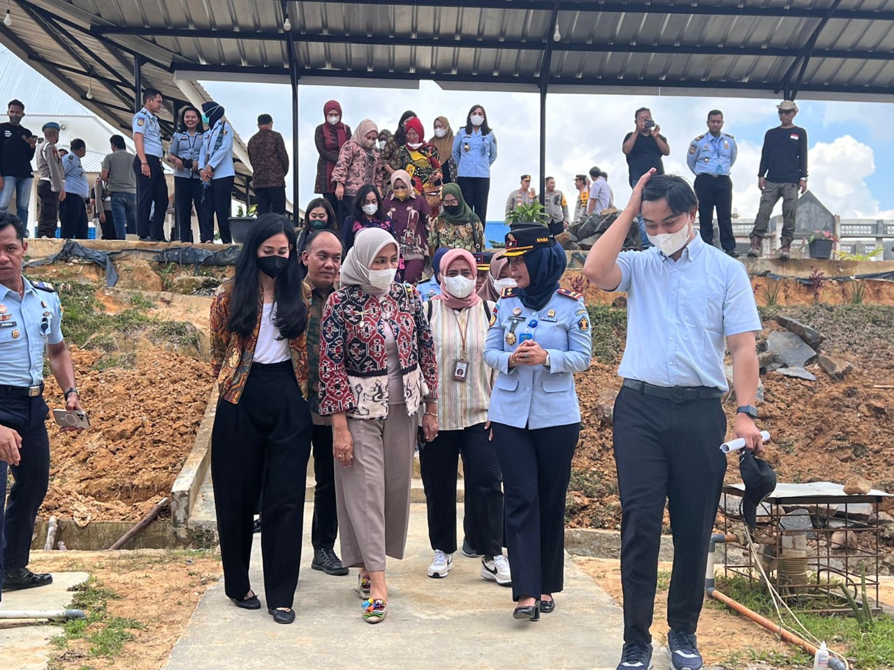 Guna_Persiapan_Jelang_Kedatangan_Ibu_Negara_Berbagai_Stakeholders_Lakukan_Peninjauan_ke_Lapuanja_7.jpeg