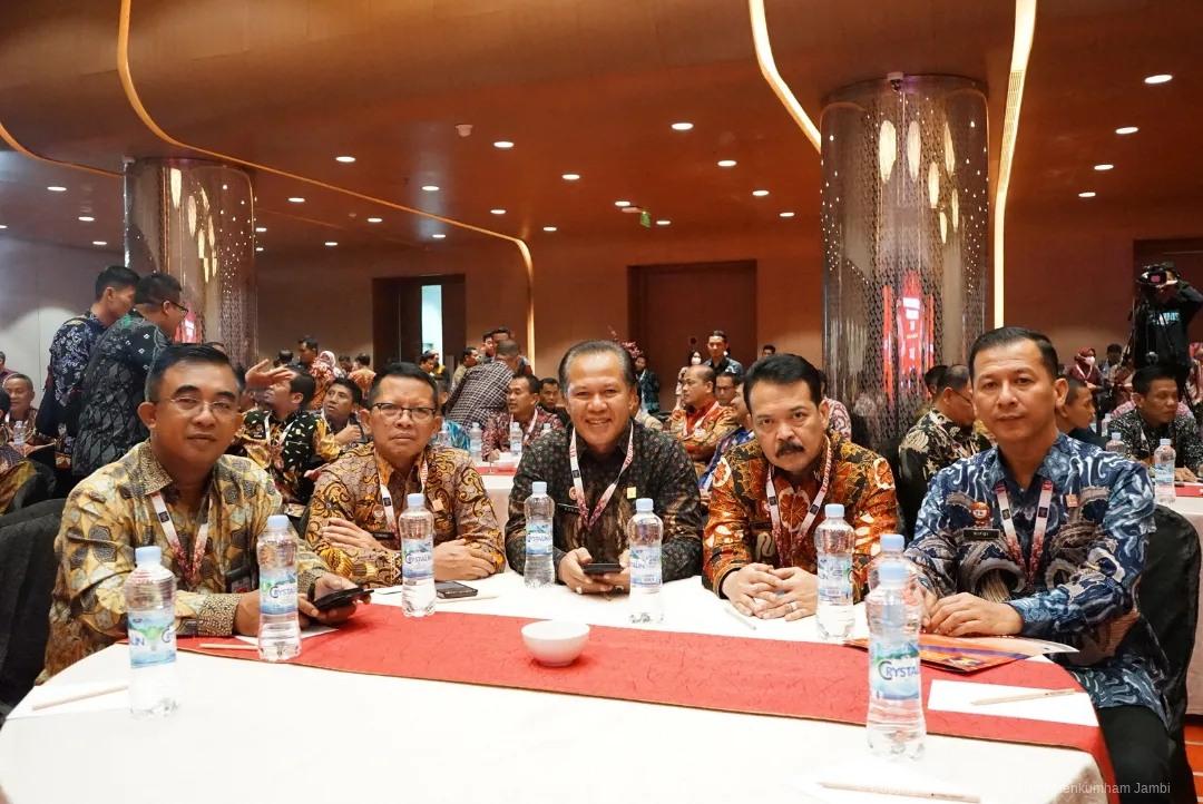 Ketua_Steering_Committee_Resmi_Menutup_Rakordal_Program_Dukungan_Manajemen_Tahun_2024_3.jpg